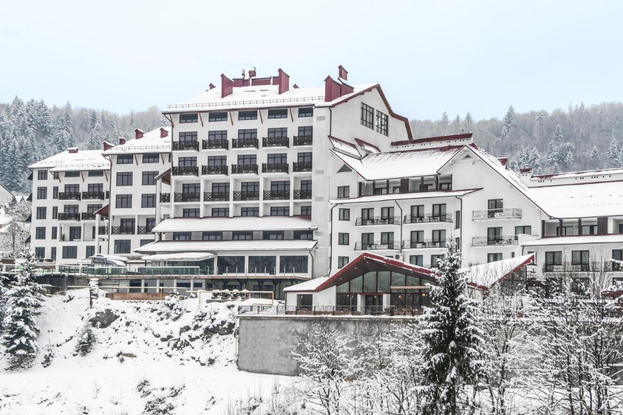 Stanislavsky Hotel Group Jaremtsje Buitenkant foto