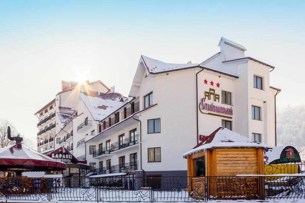 Stanislavsky Hotel Group Jaremtsje Buitenkant foto