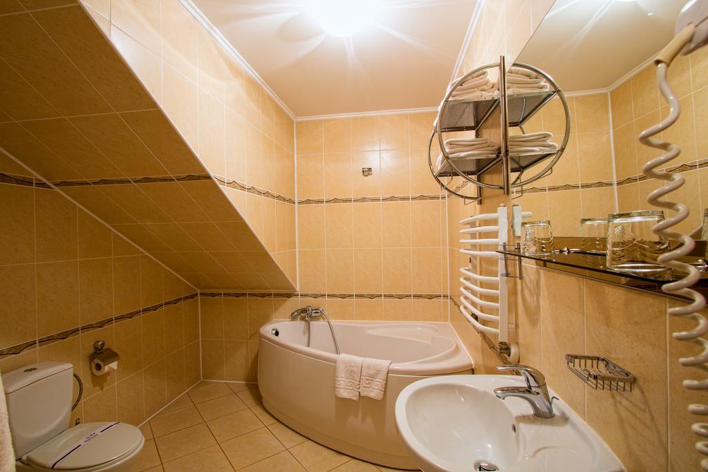 Stanislavsky Hotel Group Jaremtsje Buitenkant foto