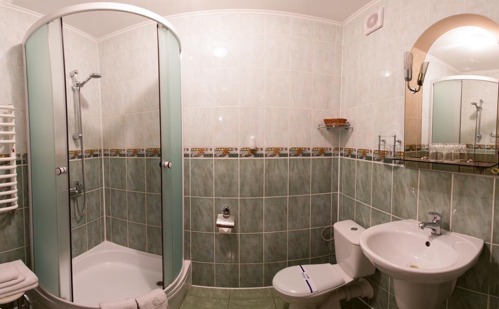Stanislavsky Hotel Group Jaremtsje Buitenkant foto