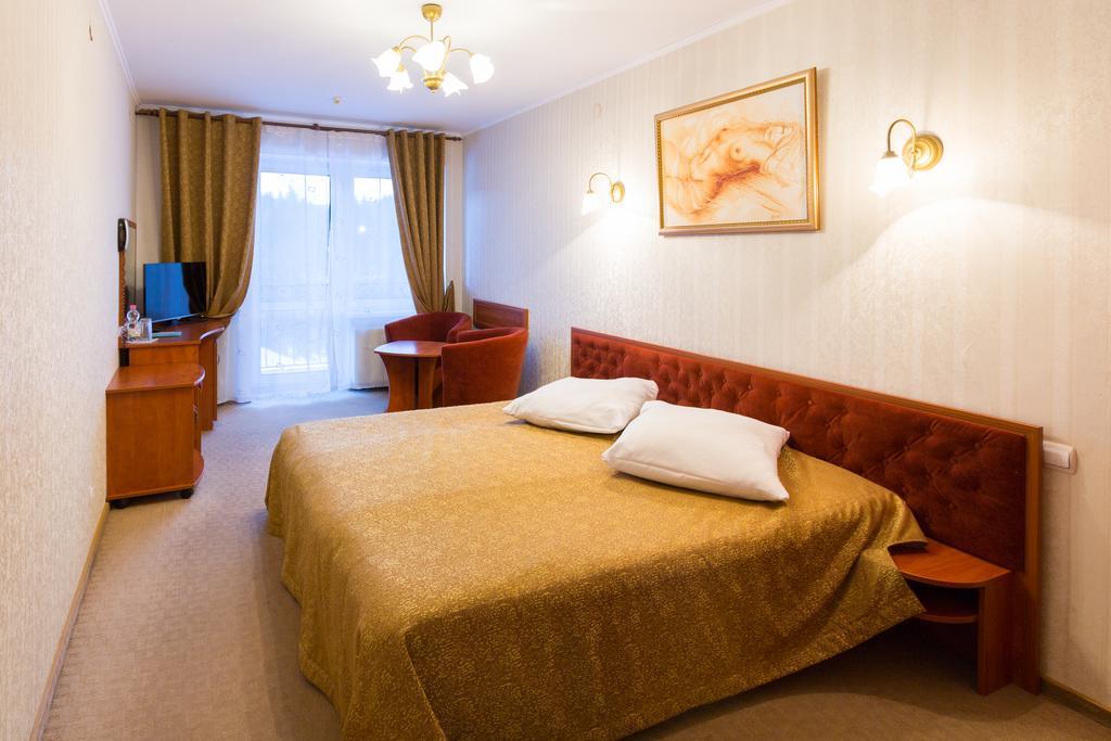 Stanislavsky Hotel Group Jaremtsje Buitenkant foto